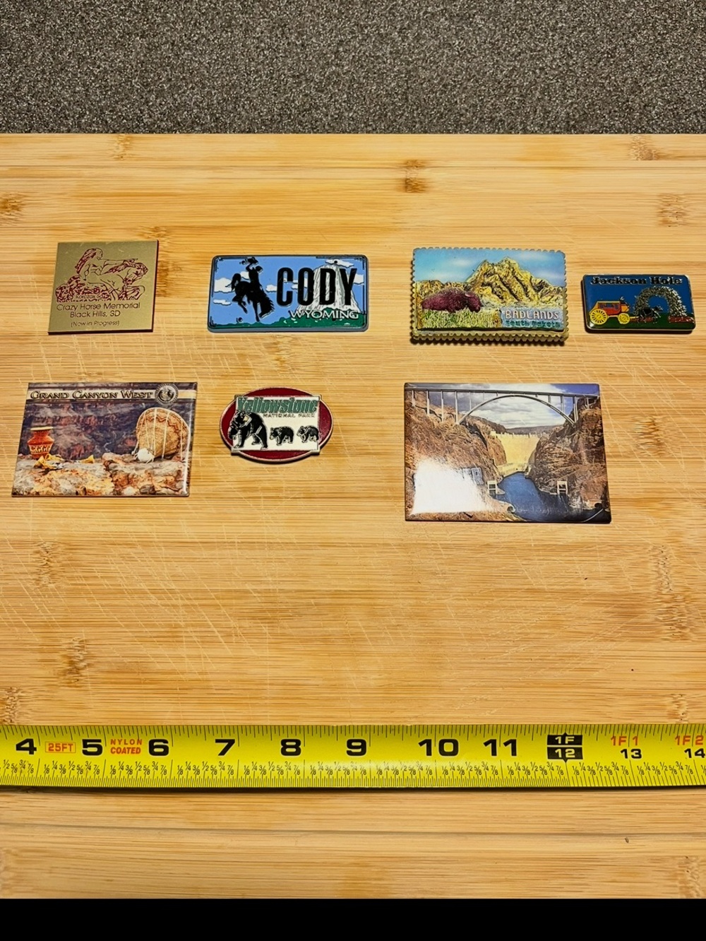 Magnets: Lot (7) Travel Magnet Souvenirs: Wyoming- Montana- SD Grand Canyon-